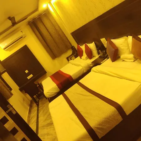Family Stay New Delhi By Sona Hight